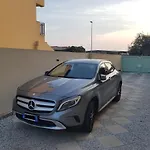 Exclusive On The דירה