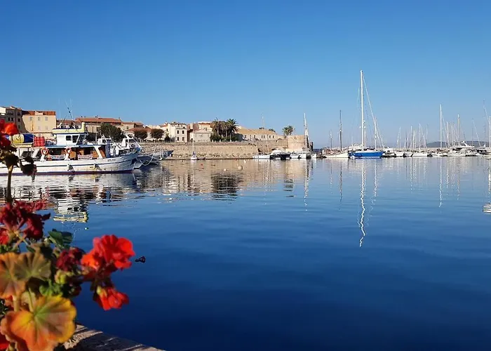 Exclusive On The شقة ألغيرو